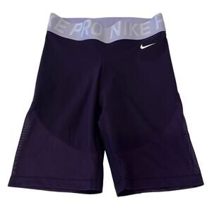 M3-8 NIKE PRO Women's Dri-Fit Biker Shorts Purple Medium